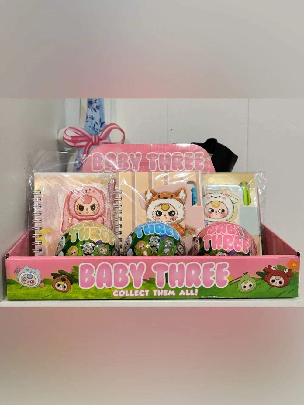 Baby Three Collectible Surprise Toy Set - Mystery Ball and Notebook with Pen - Picture 6 of 7